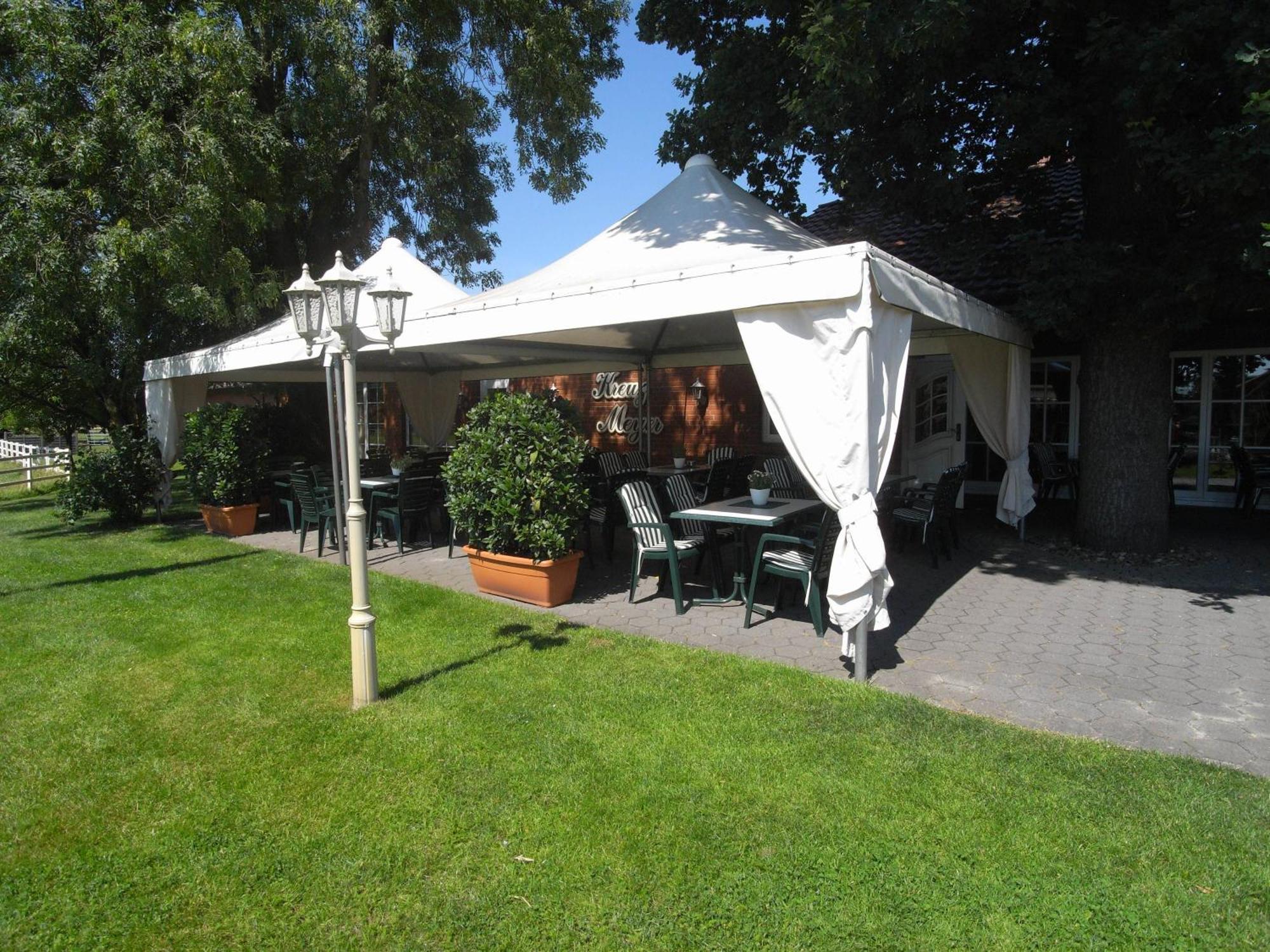 Land-Gut-Hotel Restaurant Kreuz Meyer Stuhr Exteriér fotografie